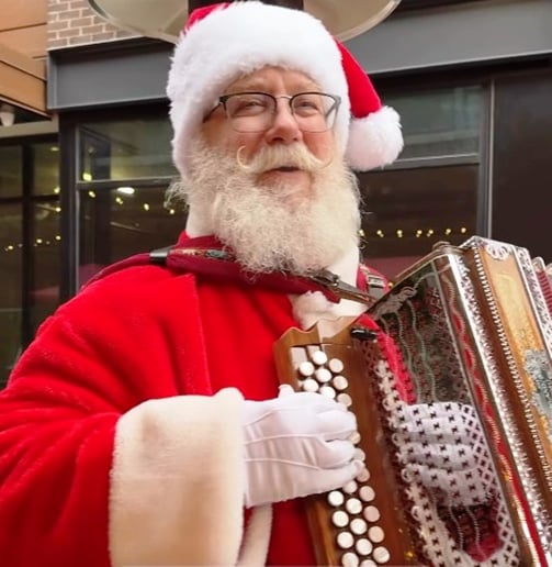 Gallery photo 3 of Polka Santa & Mrs. Claus