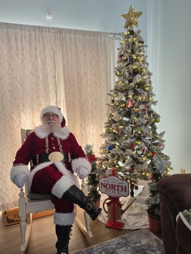 Gallery photo 8 of Polka Santa & Mrs. Claus