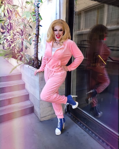 Gallery photo 10 of Polly Amber Ross