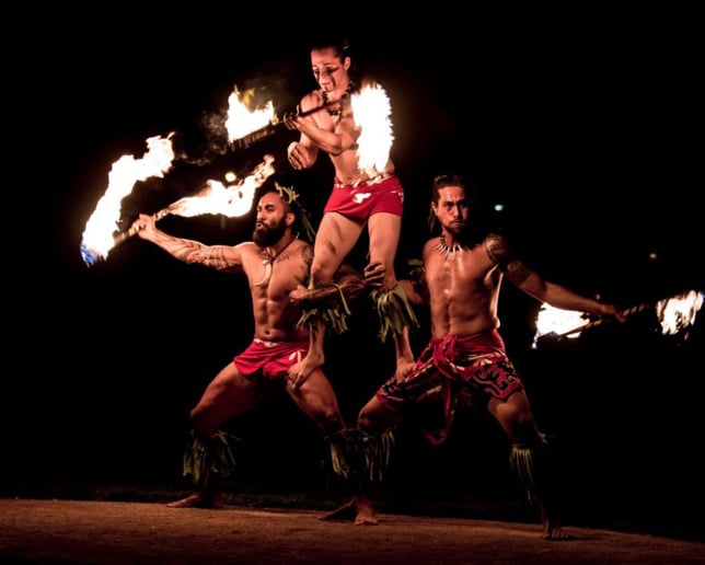 Gallery photo 17 of Electric Luau Polynesian Dancer‘s