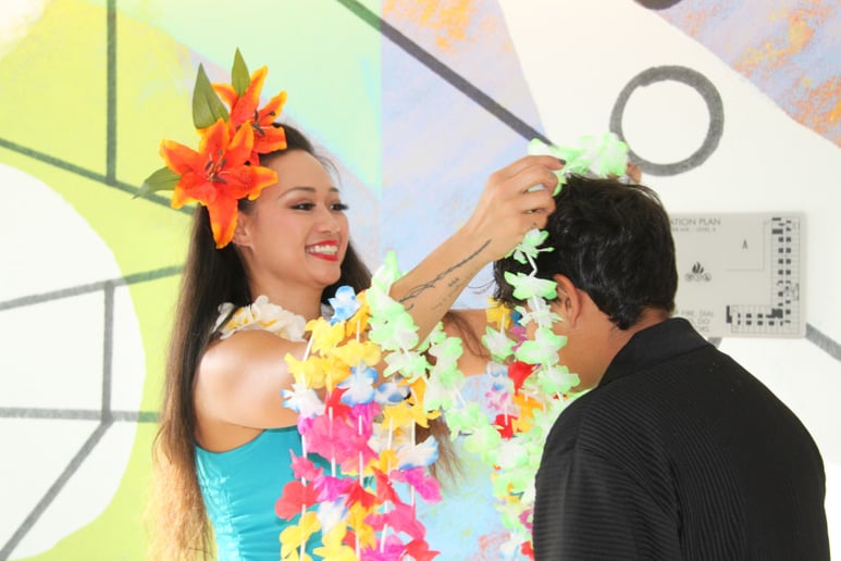 Gallery photo 18 of Electric Luau Polynesian Dancer‘s
