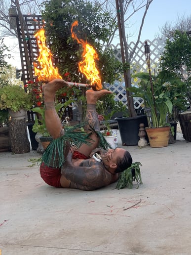 Gallery photo 34 of Electric Luau Polynesian Dancer‘s