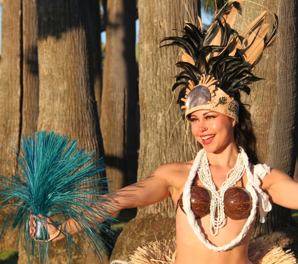 Gallery photo 4 of Electric Luau Polynesian Dancer‘s