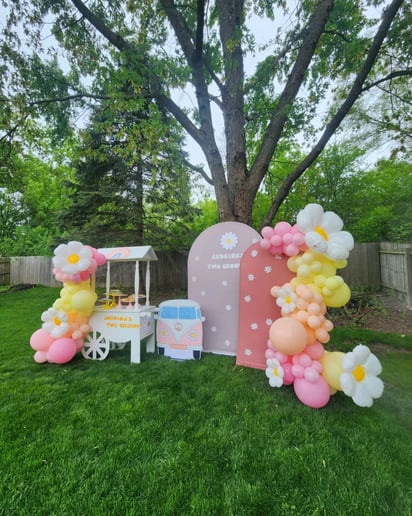 Gallery photo 3 of Pop-up Events by Everglow