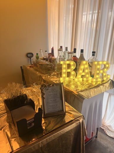 Gallery photo 5 of Pop and Pour Mobile Bartending