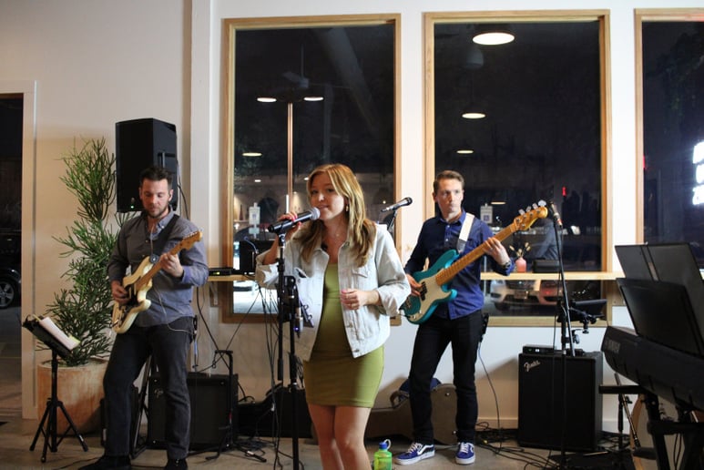 Gallery photo 1 of Pop It! ATX
