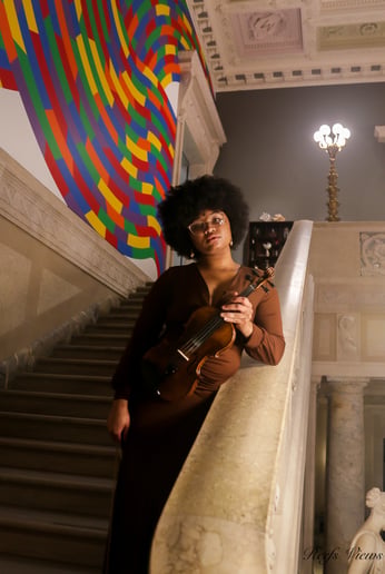 Gallery photo 5 of Black Violin Girl