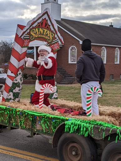 Gallery photo 4 of PopPop Claus