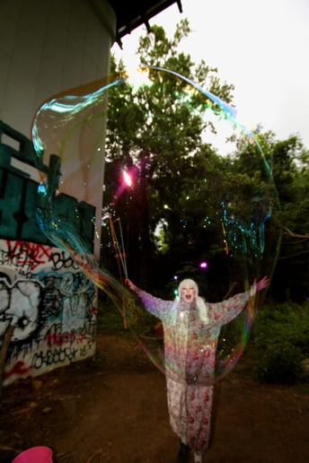 Gallery photo 8 of Poppy Vanitas