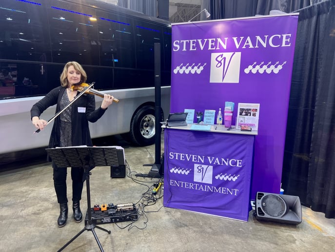 Gallery photo 1 of PopRock Electric Violinist Steven Vance