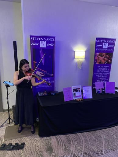 Gallery photo 8 of PopRock Electric Violinist Steven Vance