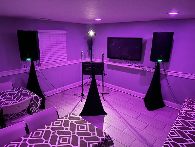 Gallery photo 4 of PopUp Karaoke