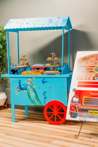 Gallery photo 1 of Portable High & Afternoon Tea Services