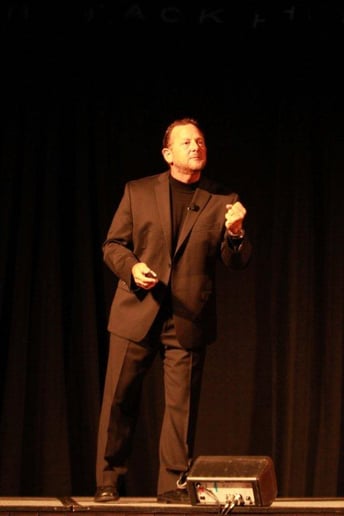 Gallery photo 2 of Positive-Lee Speaking
