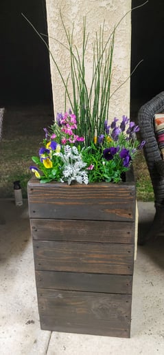 Gallery photo 7 of Pots and Posies