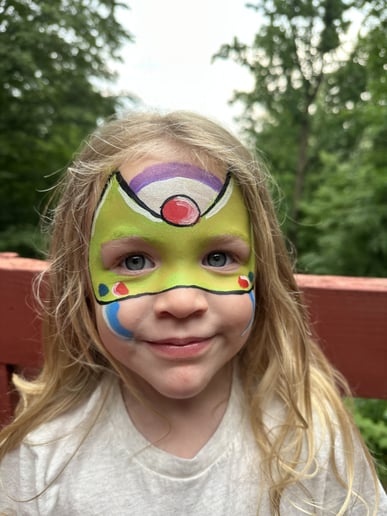 Gallery photo 4 of Powder and Paint Face Art