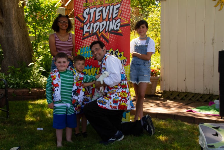 Gallery photo 1 of Stevie Kidding