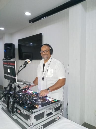Gallery photo 1 of Premier DJ Service