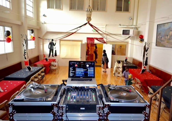 Gallery photo 14 of Premier DJ Service