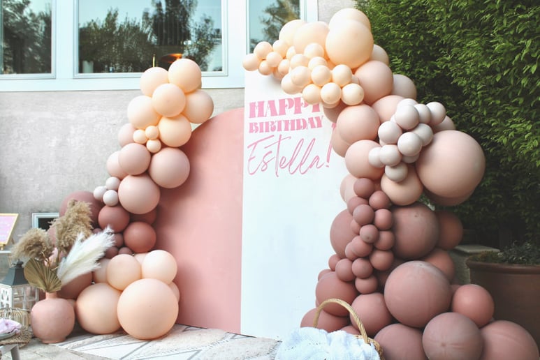 Gallery photo 1 of Premium Luxe Balloon Decor