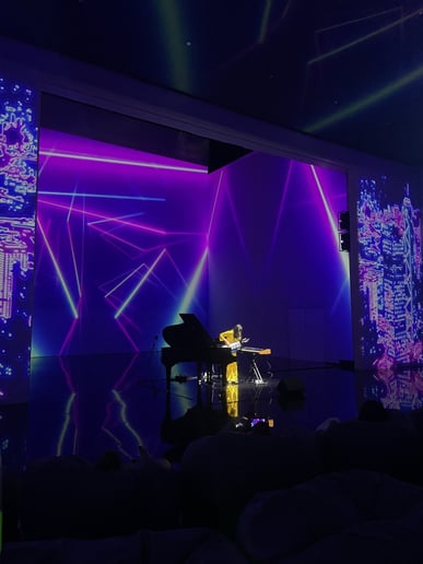 Gallery photo 9 of Premium Luxury Piano Experience