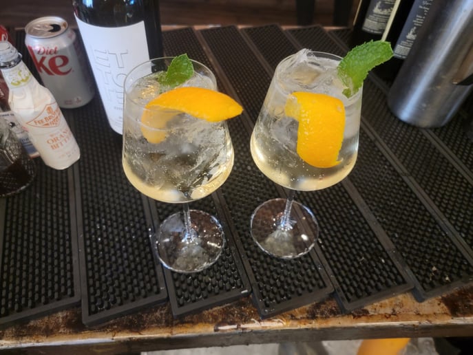 Gallery photo 9 of Mead Premium Mobile Bar Services