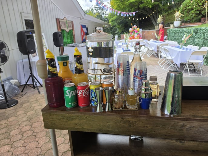 Gallery photo 31 of Mead Premium Mobile Bar Services