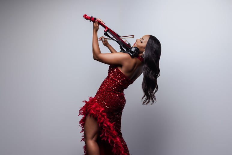 Gallery photo 4 of Pretty Stringz "Electric Violinist"