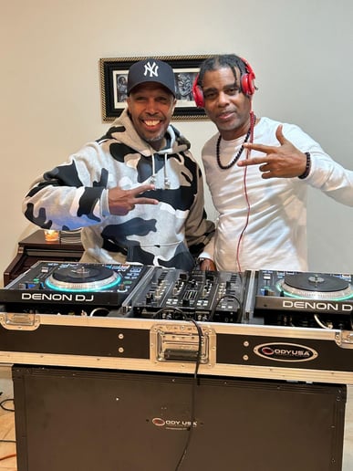 Gallery photo 10 of Prezidential DJ’s
