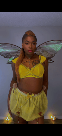 Gallery photo 2 of Laya Michelle