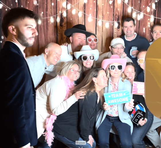 Gallery photo 4 of Prism Pic Booth
