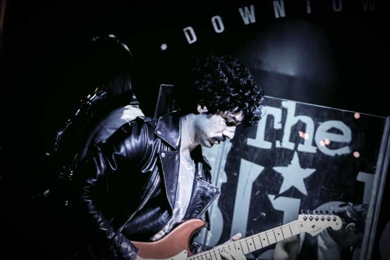 Gallery photo 8 of Private Eyes,  A Tribute to Hall & Oates