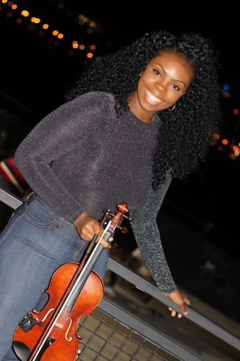 Gallery photo 2 of Priya DeBerry the Violinist