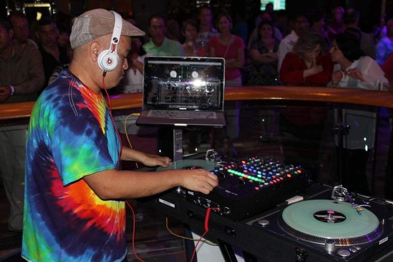 Gallery photo 1 of Pro Dj Bookings