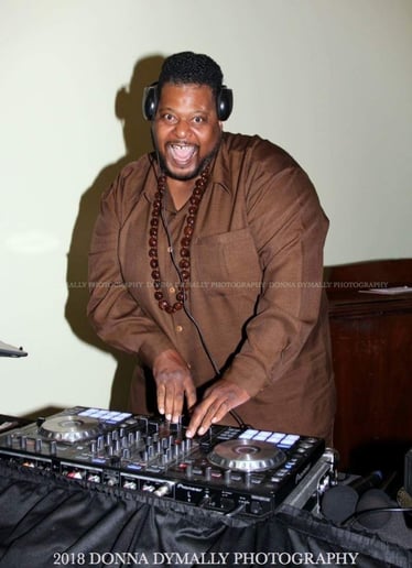 Gallery photo 10 of Pro DJ Network