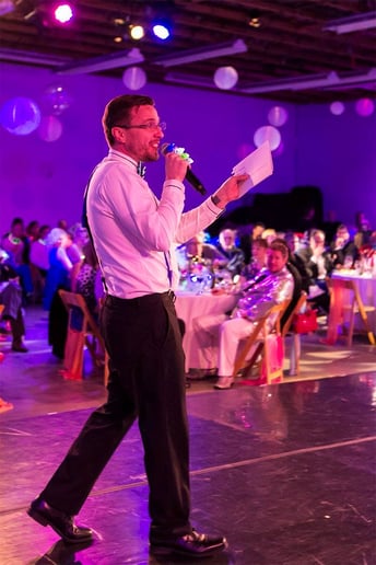 Gallery photo 4 of Professional Benefit Auctioneer