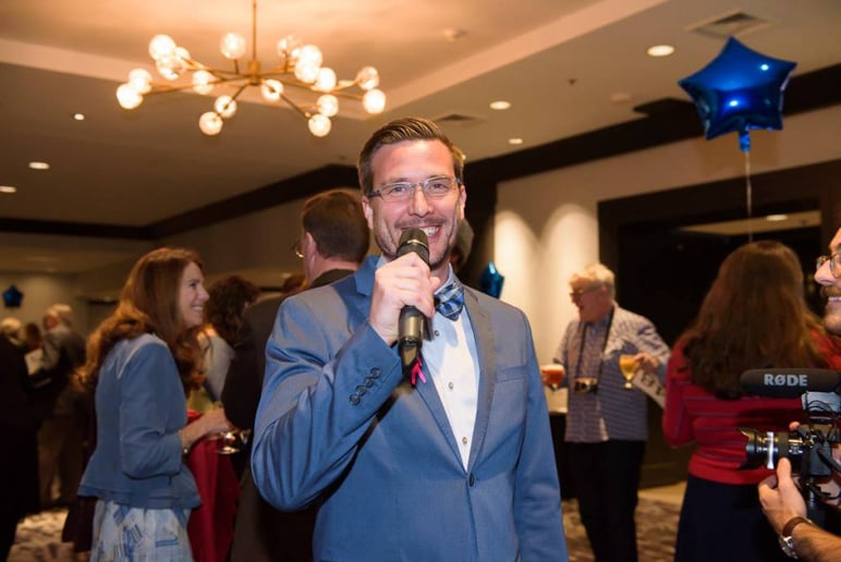 Gallery photo 5 of Professional Benefit Auctioneer