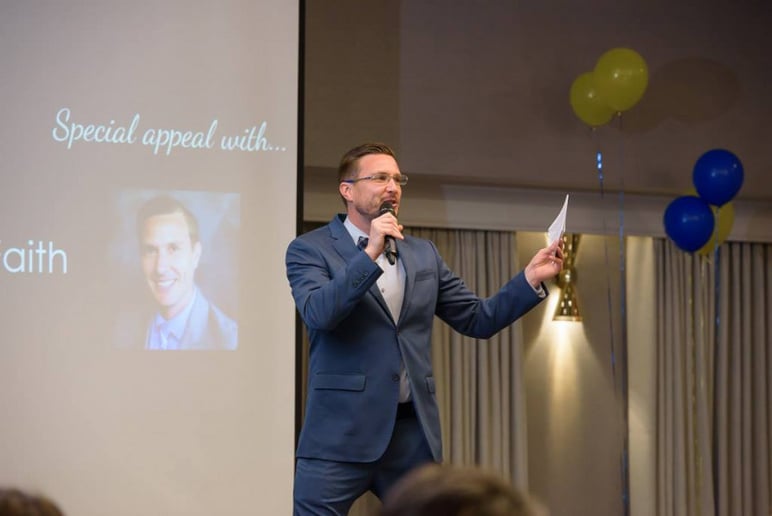 Gallery photo 6 of Professional Benefit Auctioneer