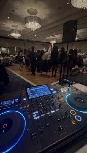 Gallery photo 4 of DJ Rise, Professional DJ For Your Event