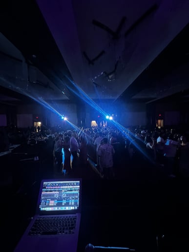 Gallery photo 3 of Fredy Salguero Professional DJ Services
