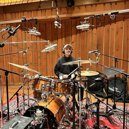 Gallery photo 2 of Professional drummer
