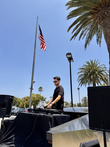 Gallery photo 8 of DJ Andre