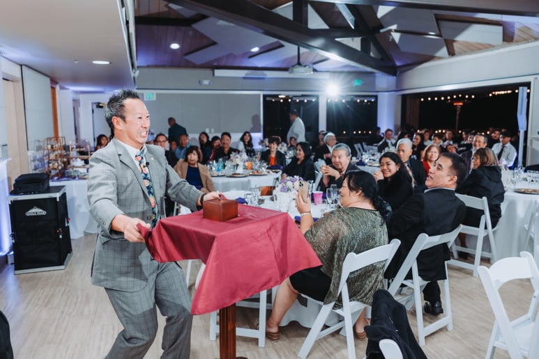 Gallery photo 2 of Professional Magician Alex Kazaam