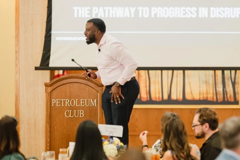 Gallery photo 4 of Jovan Glasgow - Top Ranked Motivational Keynote Speaker