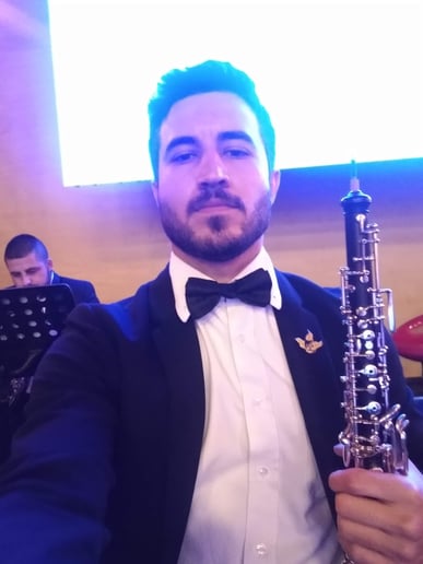 Gallery photo 2 of Professional Oboe Performer