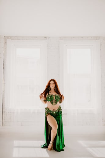 Gallery photo 1 of Professional Raqs Sharqi/Belly Dancer