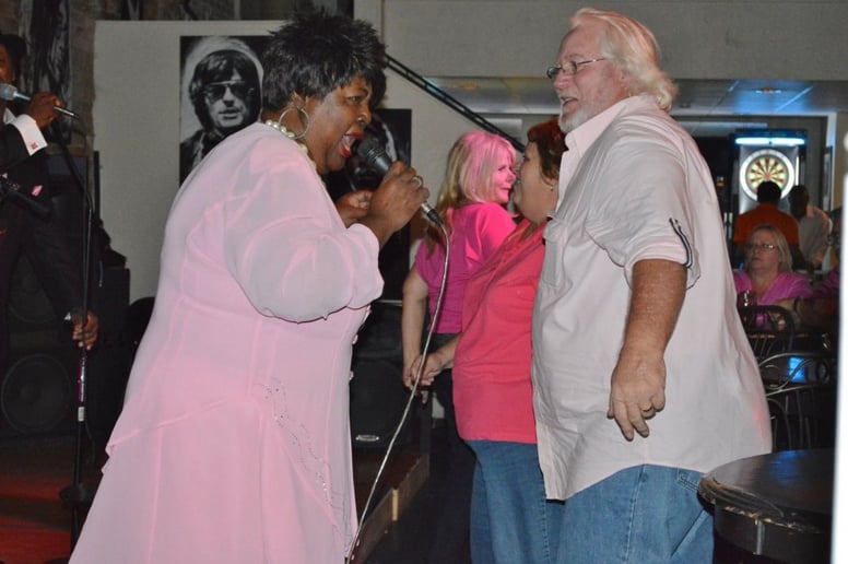 Gallery photo 2 of Professional R&B and Gospel Singer