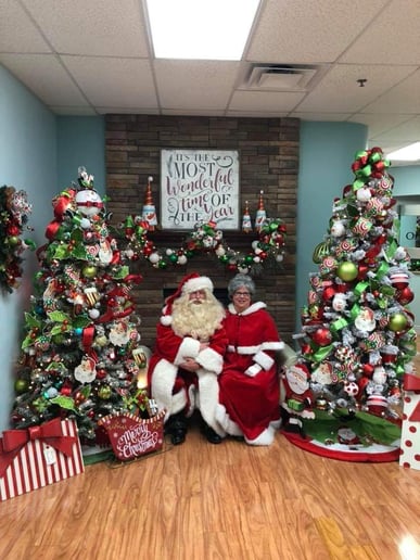 Gallery photo 1 of Vintage Kringle(Santa Claus)