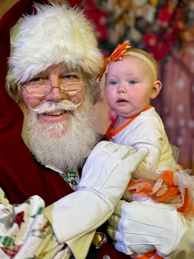Gallery photo 1 of Santa PopPop