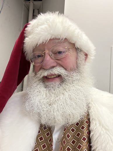 Gallery photo 1 of Santa Gary